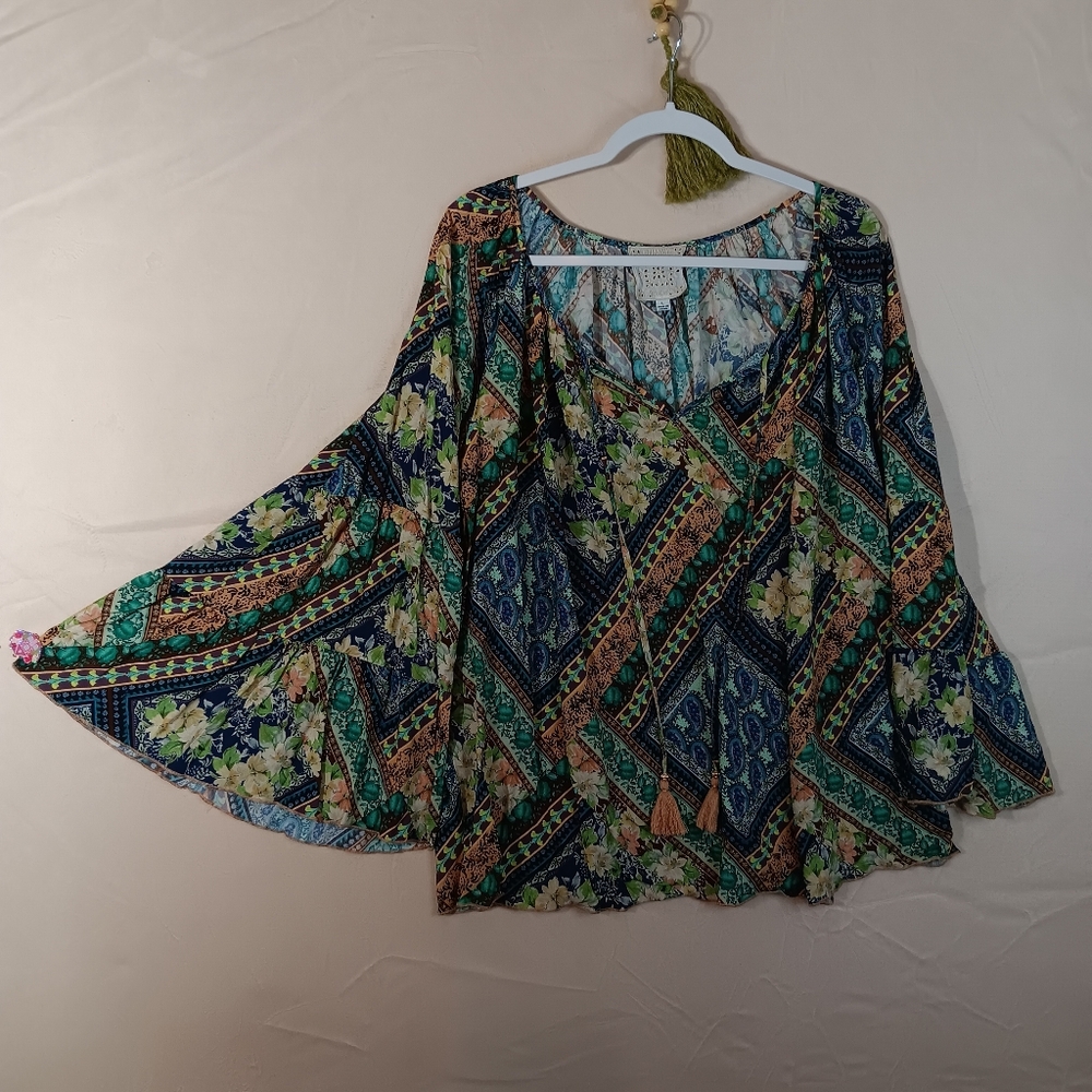 🦚Johnny Was Miza Tiered Bell Sleeve Blouse